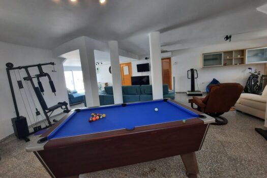 5 bedroom Villa for sale in Villamartin