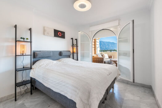 Dvoulůžkový byt v Nueva Andalucia, Costa del Sol