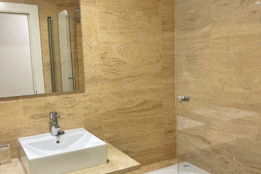 2 Bed Ground Floor Apartment for sale in Los Flamingos, Costa del Sol