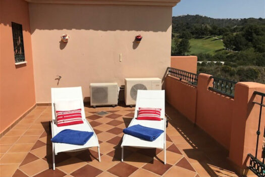 2 Bed Ground Floor Apartment for sale in Elviria, Costa del Sol