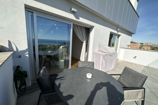 3 Bed Penthouse Apartment for sale in El Faro, Costa del Sol