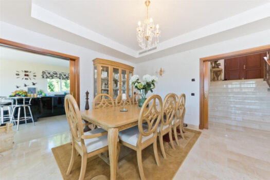 6 Bed Detached Villa for sale in Mijas Golf, Costa del Sol
