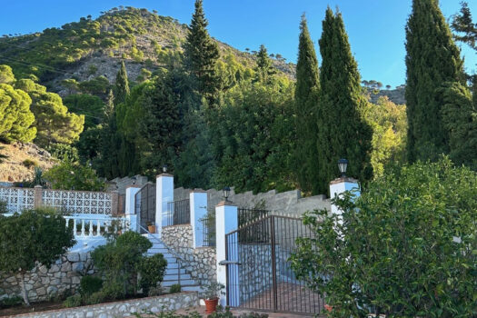 5 Bed Detached Villa for sale in Mijas, Costa del Sol