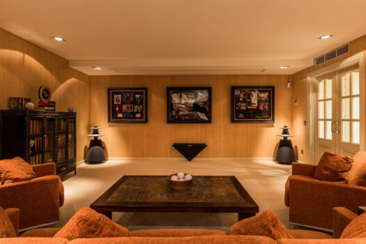 5 Bed Detached Villa for sale in Benahavis, Costa del Sol