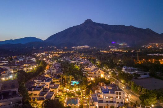 2 Bed Ground Floor Apartment for sale in Marbella, Costa del Sol