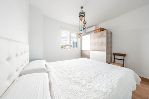 3 Bed Middle Floor Apartment for sale in Malaga Centro, Costa del Sol