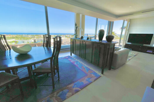 2 Bed Penthouse Apartment for sale in Cancelada, Costa del Sol