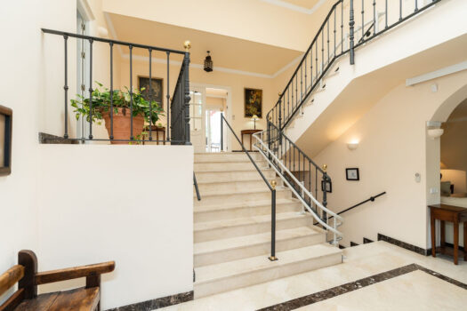 6 Bed Detached Villa for sale in Guadalmina Baja, Costa del Sol