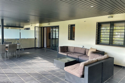 2 Bed Ground Floor Apartment for sale in Los Flamingos, Costa del Sol