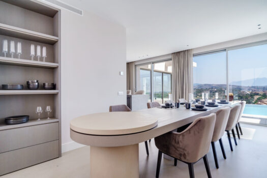 5 Bed Detached Villa for sale in Estepona, Costa del Sol