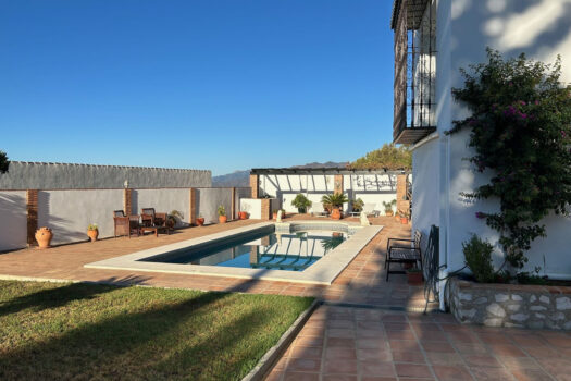 5 Bed Detached Villa for sale in Mijas, Costa del Sol