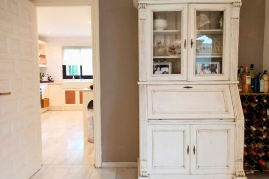 3 Bed Detached Villa for sale in Nueva Andalucia, Costa del Sol