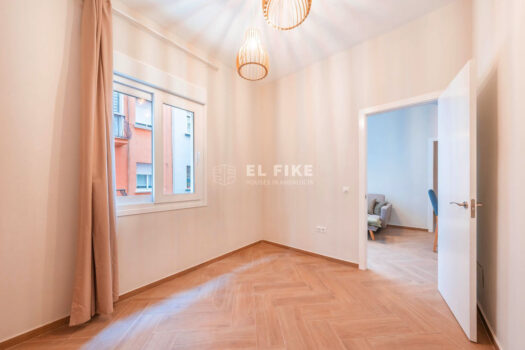 3 Bed Middle Floor Apartment for sale in Malaga Centro, Costa del Sol