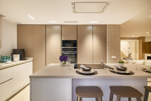 2 Bed Ground Floor Apartment for sale in Marbella, Costa del Sol