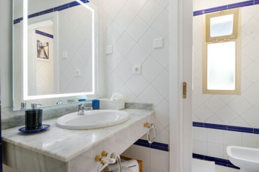 Middle Floor Studio for sale in Elviria, Costa del Sol