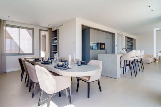 5 Bed Detached Villa for sale in Estepona, Costa del Sol