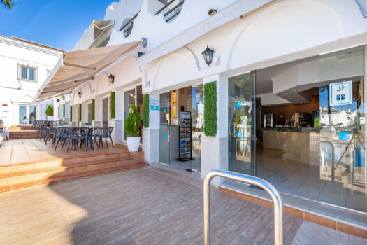 2 Bed Terraced Townhouse for sale in Reserva de Marbella, Costa del Sol