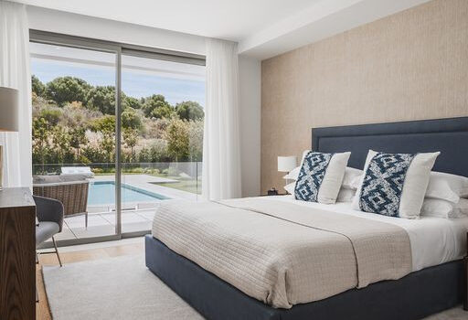 4 Bed Detached Villa for sale in Estepona, Costa del Sol