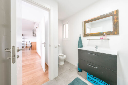 3 Bed Middle Floor Apartment for sale in Malaga Centro, Costa del Sol