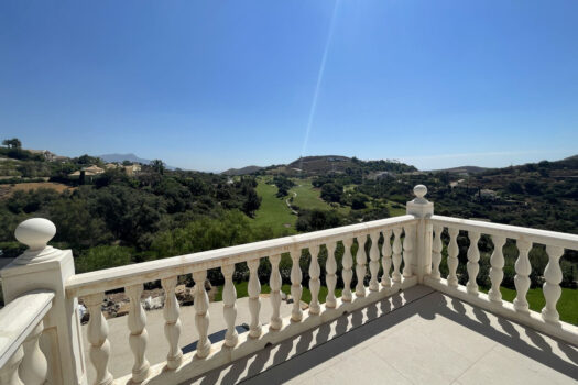 6 Bed Detached Villa for sale in Marbella, Costa del Sol