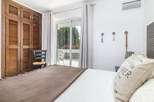 Samostatná vila – 4 ložnice – Nueva Andalucia
