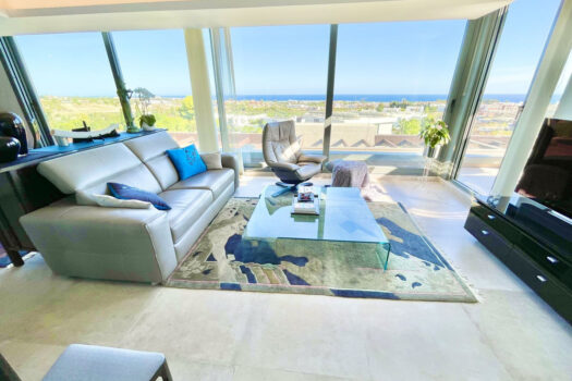 2 Bed Penthouse Apartment for sale in Cancelada, Costa del Sol