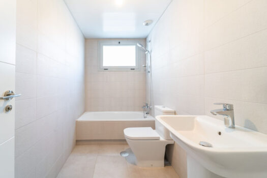 3 Bed Middle Floor Apartment for sale in Torremolinos, Costa del Sol