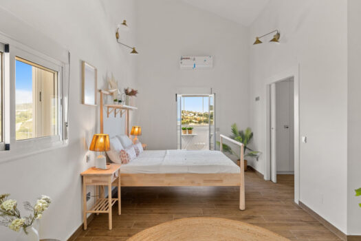 3 Bed Penthouse Apartment for sale in Estepona, Costa del Sol