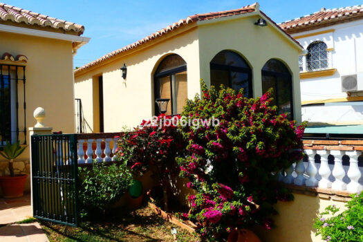3 Bed Detached Villa for sale in Mijas Costa, Costa del Sol