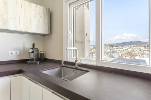 2 Bed Penthouse Apartment for sale in Fuengirola, Costa del Sol