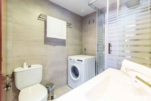 1 Bed Penthouse Apartment for sale in Benalmadena Costa, Costa del Sol