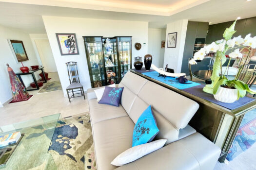 2 Bed Penthouse Apartment for sale in Cancelada, Costa del Sol