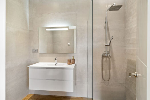 3 Bed Penthouse Apartment for sale in Estepona, Costa del Sol