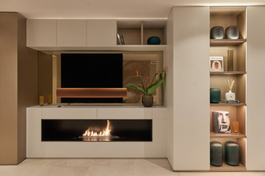 2 Bed Ground Floor Apartment for sale in Marbella, Costa del Sol