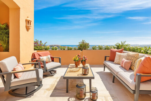 3 Bed roproperties.Penthouse Duplex Apartment for sale in Nueva Andalucia, Costa del Sol