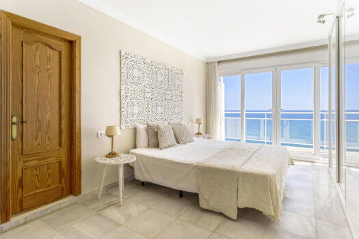 2 Bed Penthouse Apartment for sale in Fuengirola, Costa del Sol