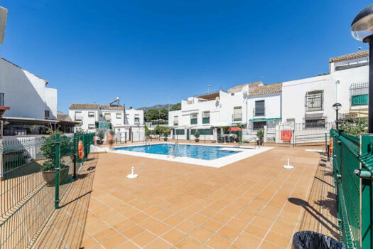 1 Bed Penthouse Apartment for sale in Benalmadena Costa, Costa del Sol