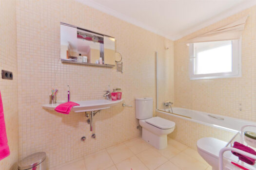 6 Bed Detached Villa for sale in Mijas Golf, Costa del Sol