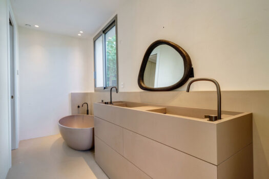 5 Bed Detached Villa for sale in Estepona, Costa del Sol