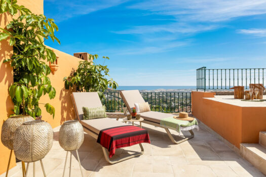 3 Bed roproperties.Penthouse Duplex Apartment for sale in Nueva Andalucia, Costa del Sol