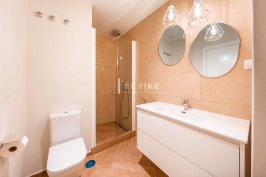 3 Bed Middle Floor Apartment for sale in Malaga Centro, Costa del Sol