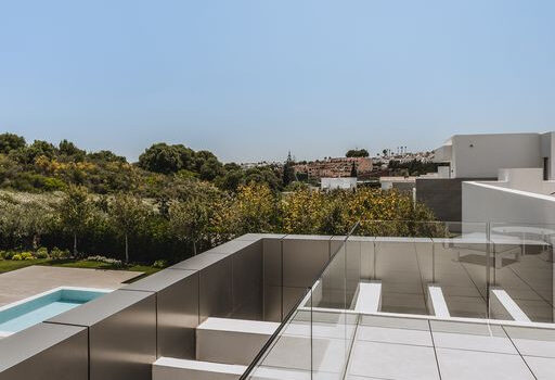 4 Bed Detached Villa for sale in Estepona, Costa del Sol