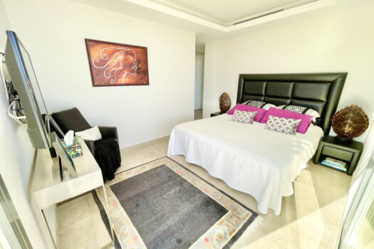 2 Bed Penthouse Apartment for sale in Cancelada, Costa del Sol