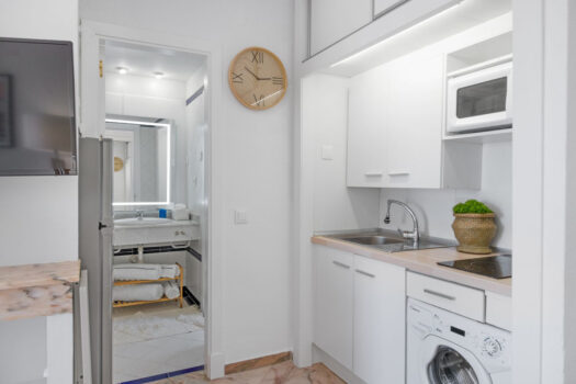 Middle Floor Studio for sale in Elviria, Costa del Sol