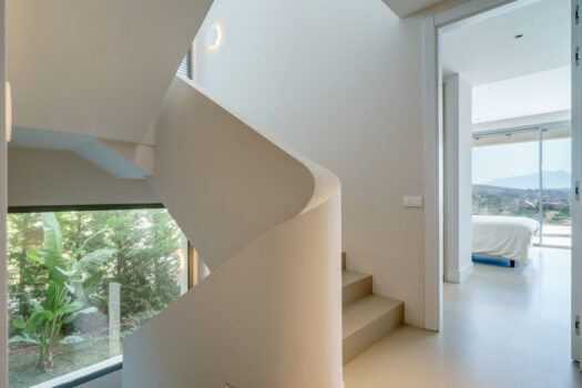 5 Bed Detached Villa for sale in Estepona, Costa del Sol