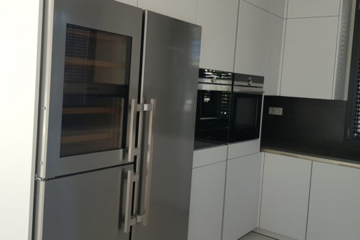 4 Bed Detached Villa for sale in The Golden Mile, Costa del Sol