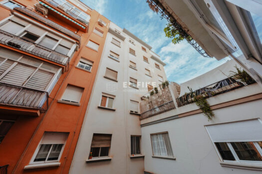 3 Bed Middle Floor Apartment for sale in Malaga Centro, Costa del Sol