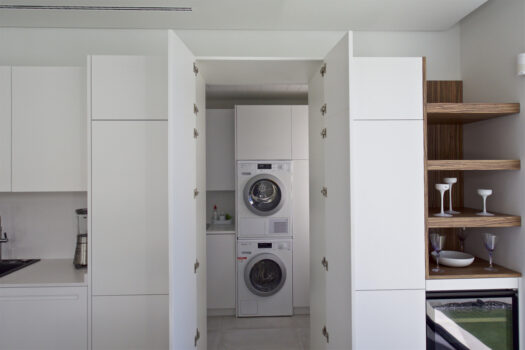 5 Bed Detached Villa for sale in Benahavis, Costa del Sol