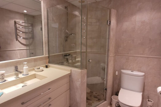 2 Bed Ground Floor Apartment for sale in Riviera del Sol, Costa del Sol