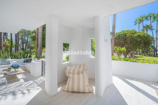 3 Bed Ground Floor Apartment for sale in The Golden Mile, Costa del Sol